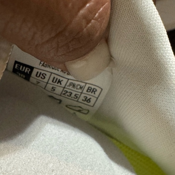 Veja Impala Sneaker